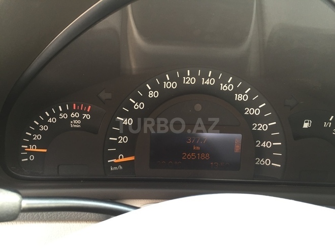 Mercedes C 200 2000, 265,000 km - 2.0 л - Bakı