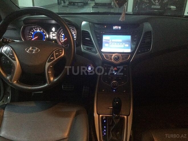 Hyundai Elantra 2015, 13,000 km - 1.8 l - Bakı