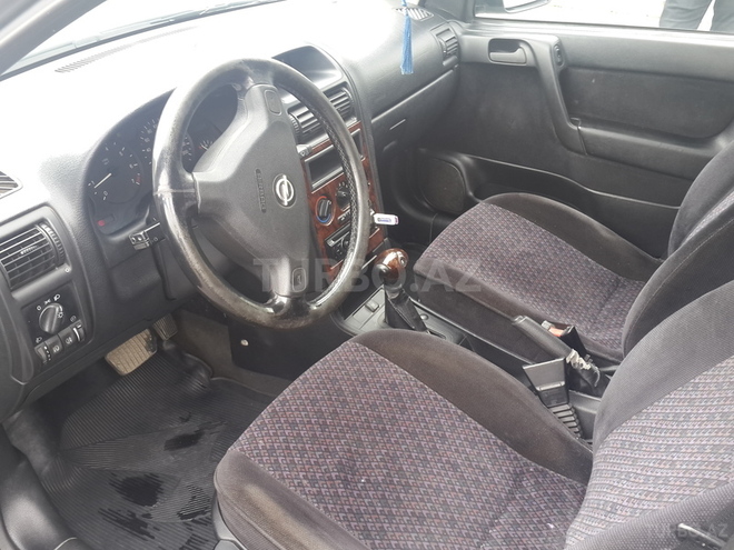 Opel Astra 1998, 229,530 km - 2.0 l - Balakən