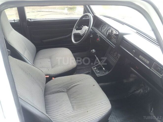 LADA (VAZ) 2107 2009, 41,000 km - 1.6 l - Astara