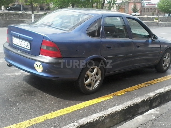 Opel Vectra 1996, 389,318 km - 2.0 l - Şəki