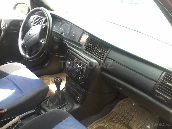 Opel Vectra 1996, 389,318 km - 2.0 l - Şəki