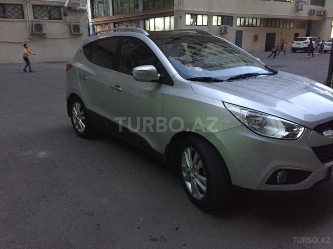 Hyundai ix35 2010, 101,000 km - 2.4 l - Bakı