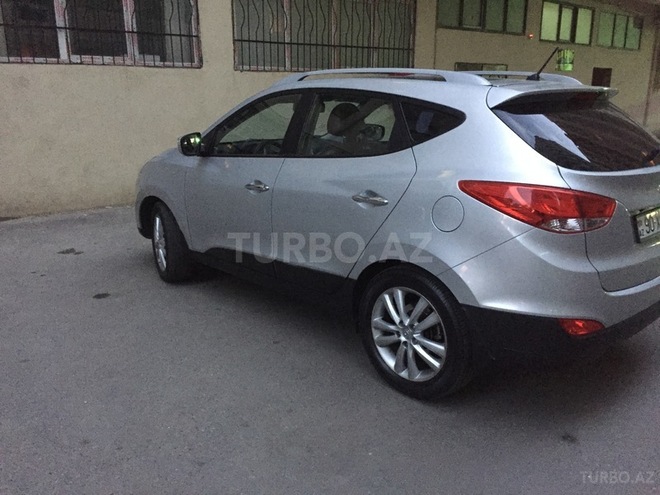Hyundai ix35 2010, 101,000 km - 2.4 l - Bakı