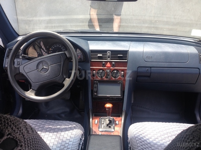 Mercedes C 180 1997, 221,700 km - 1.8 l - Bakı