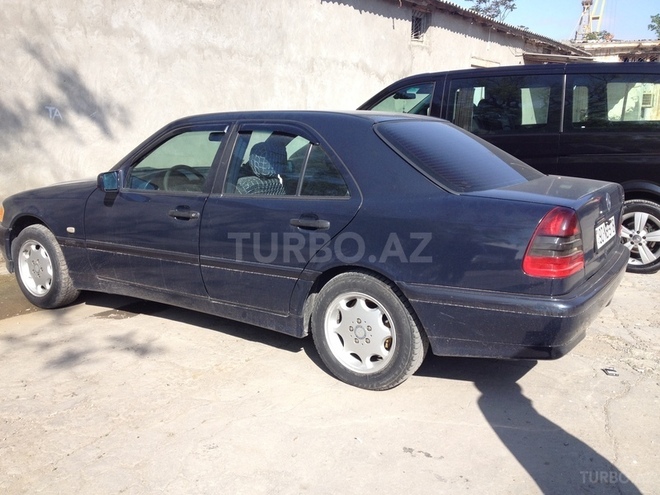 Mercedes C 180 1997, 221,700 km - 1.8 l - Bakı