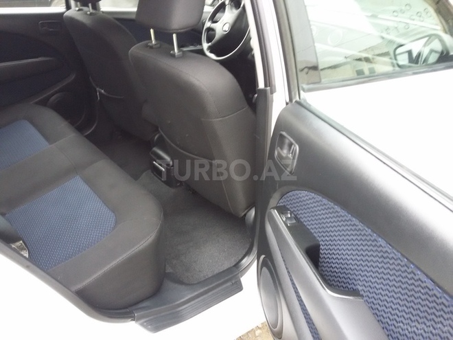 Mitsubishi Airtrek 2003, 123,985 km - 2.0 l - Sumqayıt