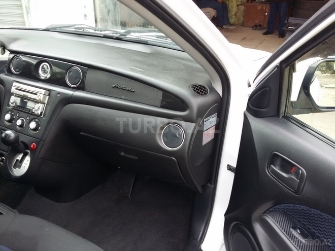 Mitsubishi Airtrek 2003, 123,985 km - 2.0 l - Sumqayıt
