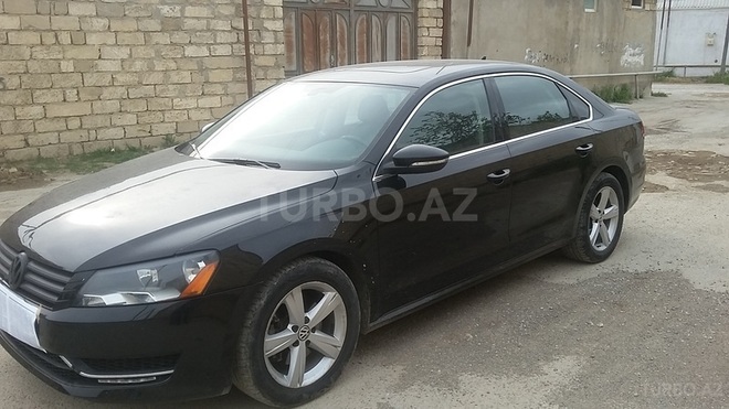 Volkswagen Passat 2011, 95,000 km - 2.5 л - Bakı