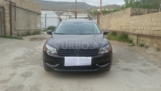 Volkswagen Passat 2011, 95,000 km - 2.5 л - Bakı