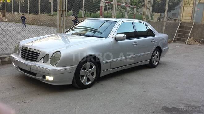 Mercedes E 270 1999, 295,000 km - 2.7 л - Bakı