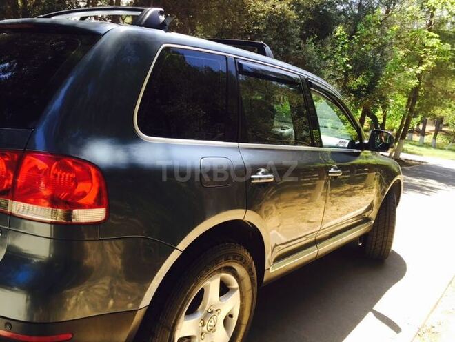 Volkswagen Touareg 2003, 135,000 km - 3.2 l - Sumqayıt