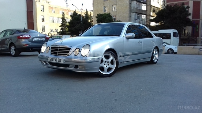 Mercedes E 240 2001, 18,000 km - 2.4 л - Bakı