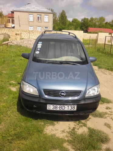 Opel Zafira 2000, 240,000 km - 2.0 l - Qusar