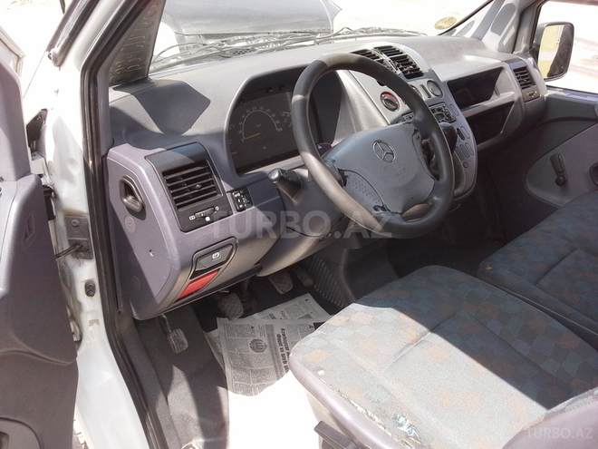 Mercedes Vito 2002, 200,000 km - 2.2 l - Bakı