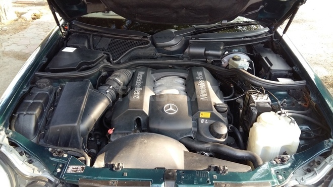 Mercedes E 240 1998, 185,500 km - 2.4 l - Bakı