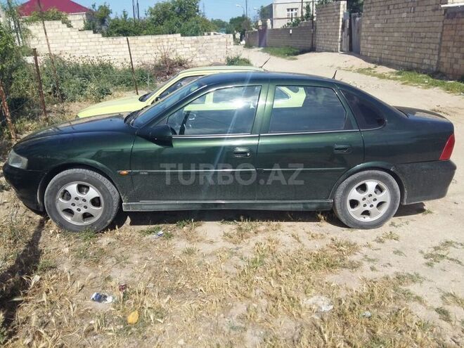 Opel Vectra 2000, 300,000 km - 1.8 l - Sumqayıt