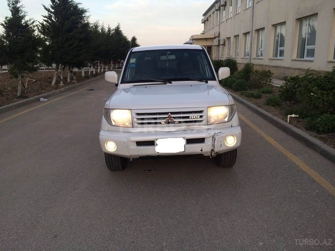 Mitsubishi Pajero io 1998, 225,000 km - 1.8 l - Sumqayıt