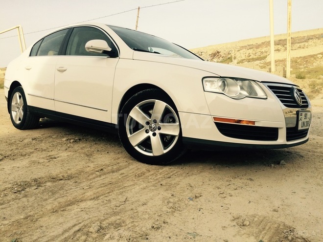 Volkswagen Passat 2007, 130,000 km - 2.0 л - Bakı