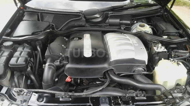 Mercedes E 220 1999, 265,000 km - 2.2 l - Bakı