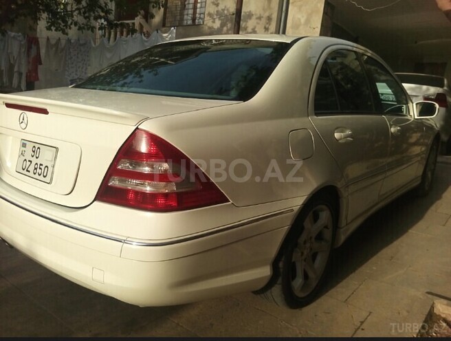 Mercedes C 250 2007, 155,000 km - 2.5 l - Bakı