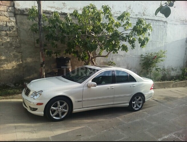 Mercedes C 250 2007, 155,000 km - 2.5 l - Bakı