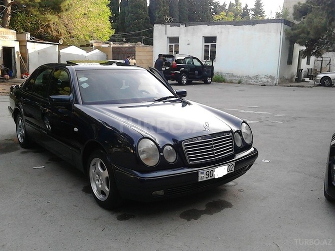 Mercedes E 230 1997, 269,350 km - 2.3 l - Bakı