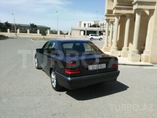 Mercedes C 180 1997, 271,000 km - 1.8 л - Bakı
