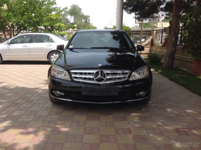 Mercedes C 200 2010, 108,000 km - 1.8 л - Bakı