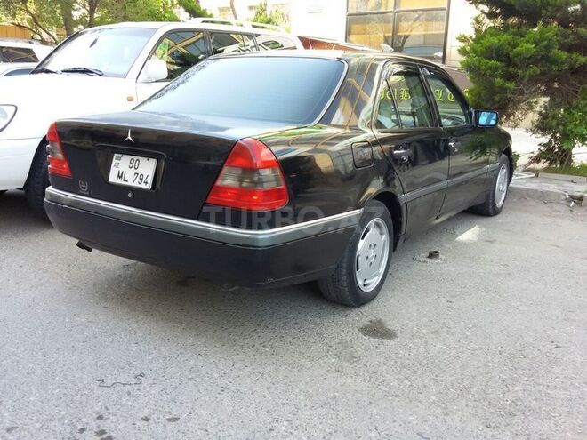 Mercedes C 280 1996, 258,560 km - 2.8 l - Bakı