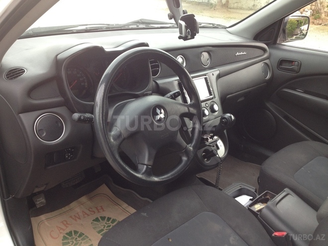 Mitsubishi Airtrek 2004, 170,000 km - 2.0 l - Bakı