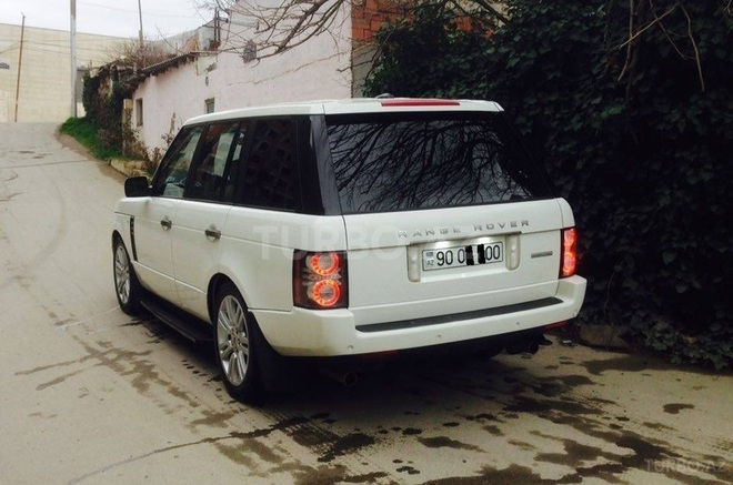 Land Rover Range Rover 2004, 95,000 km - 4.4 l - Bakı