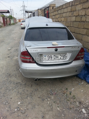 Mercedes C 240 2001, 195,657 km - 2.4 l - Bakı