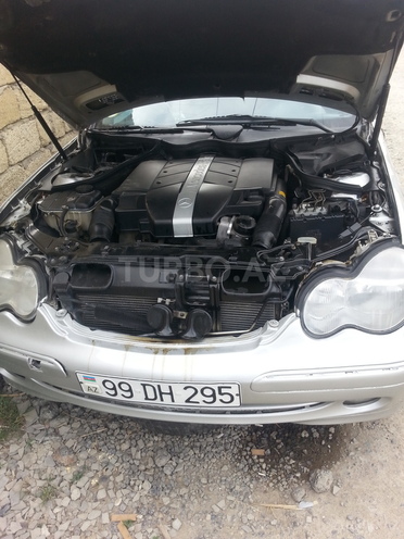 Mercedes C 240 2001, 195,657 km - 2.4 l - Bakı