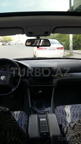 BMW 523 1997, 298,000 km - 2.5 л - Bakı