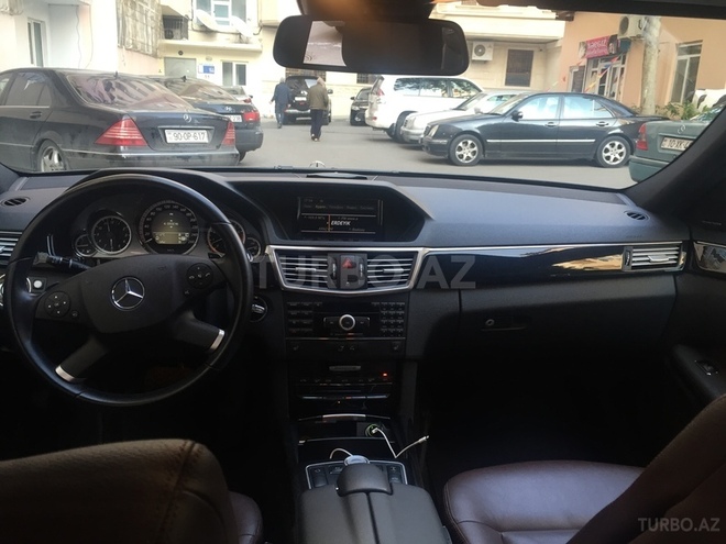 Mercedes E 350 2009, 79,000 km - 3.5 l - Bakı