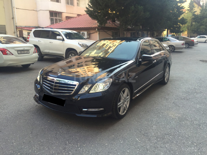 Mercedes E 350 2009, 79,000 km - 3.5 l - Bakı