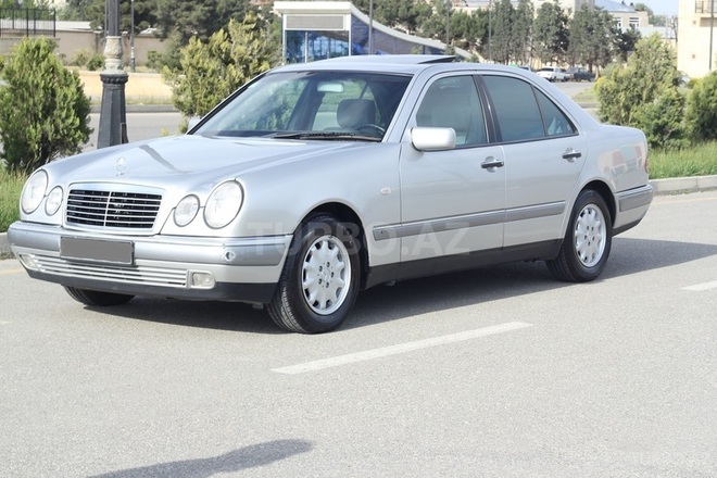 Mercedes E 230 1997, 251,000 km - 2.3 l - Bakı