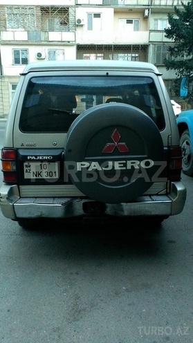 Mitsubishi Pajero 1992, 480,000 km - 2.5 л - Bakı
