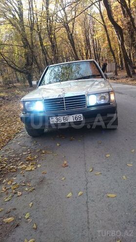 Mercedes 190 1986, 333,000 km - 2.0 л - Qəbələ