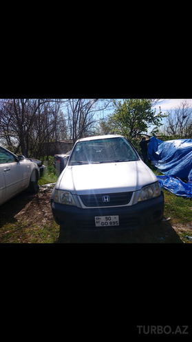 Honda CR-V 2000, 256,000 km - 0.3 l - Quba