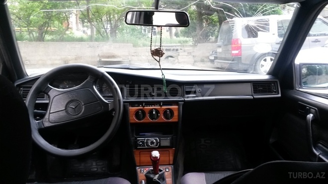 Mercedes 190 1993, 298,300 km - 2.0 l - Bakı