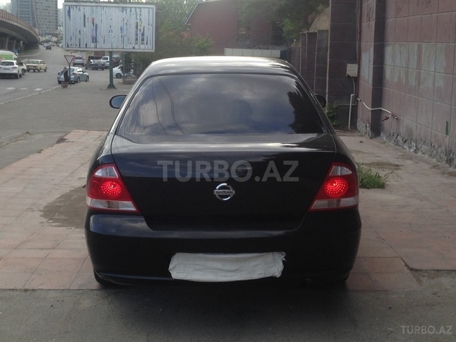 Nissan Sunny 2012, 240,000 km - 1.6 l - Bakı