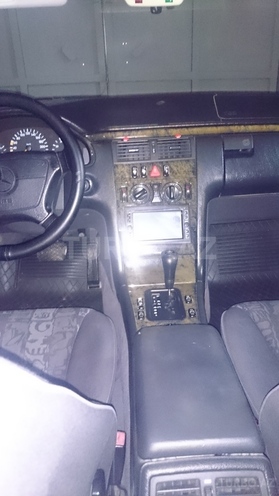 Mercedes E 230 1996, 394,900 km - 2.3 l - Bakı