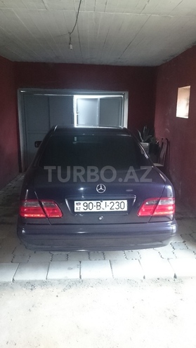 Mercedes E 230 1996, 394,900 km - 2.3 l - Bakı