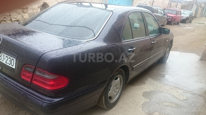 Mercedes E 230 1996, 394,900 km - 2.3 l - Bakı