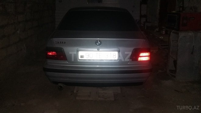 BMW 318 1994, 318,000 km - 0.2 l - Bakı