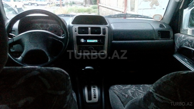Mitsubishi Pajero io 2001, 202,980 km - 1.8 l - Bakı