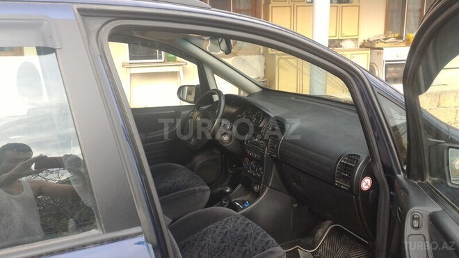 Opel Zafira 2000, 224,000 km - 1.8 л - Bakı