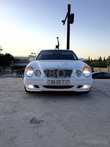 Mercedes E 320 2000, 156,000 km - 3.2 l - Bakı
